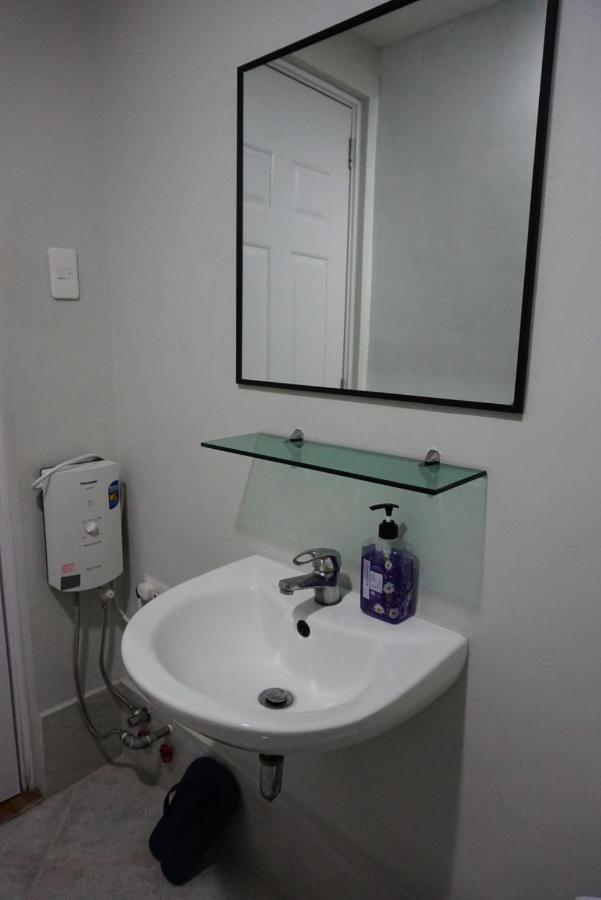 מקטאן Cozy Condo Unit 5Mins From Mactan Cebu Int'L Airport With Netflix מראה חיצוני תמונה